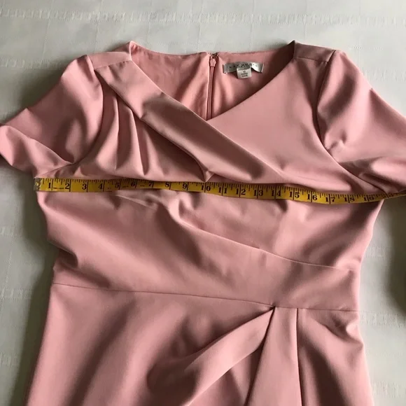 Kay Unger Long Sleeves Margerite Pleated Column Gown Size 12 - Picture 9 of 15